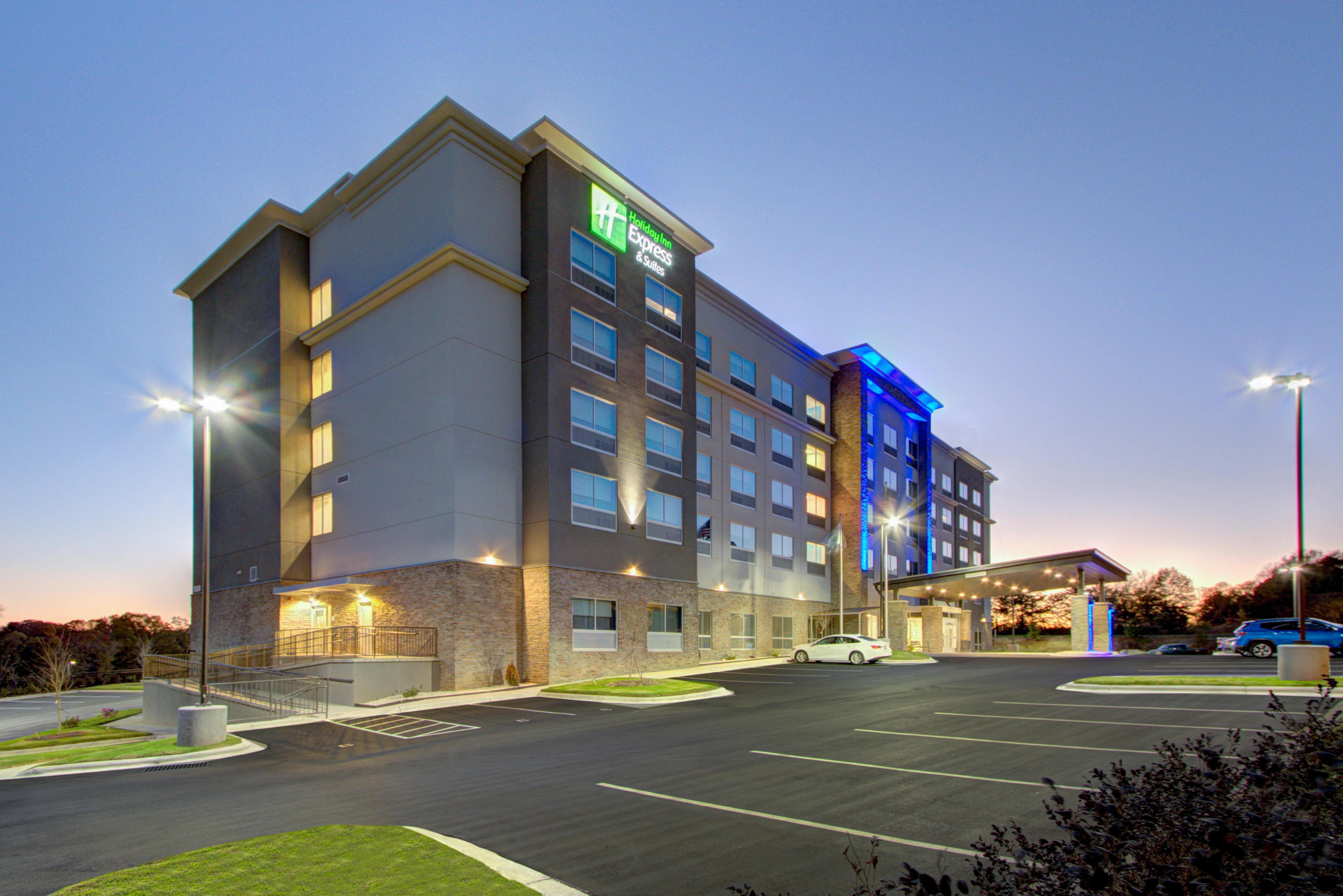 Holiday Inn Express & Suites Charlotte Southwest By Ihg Экстерьер фото