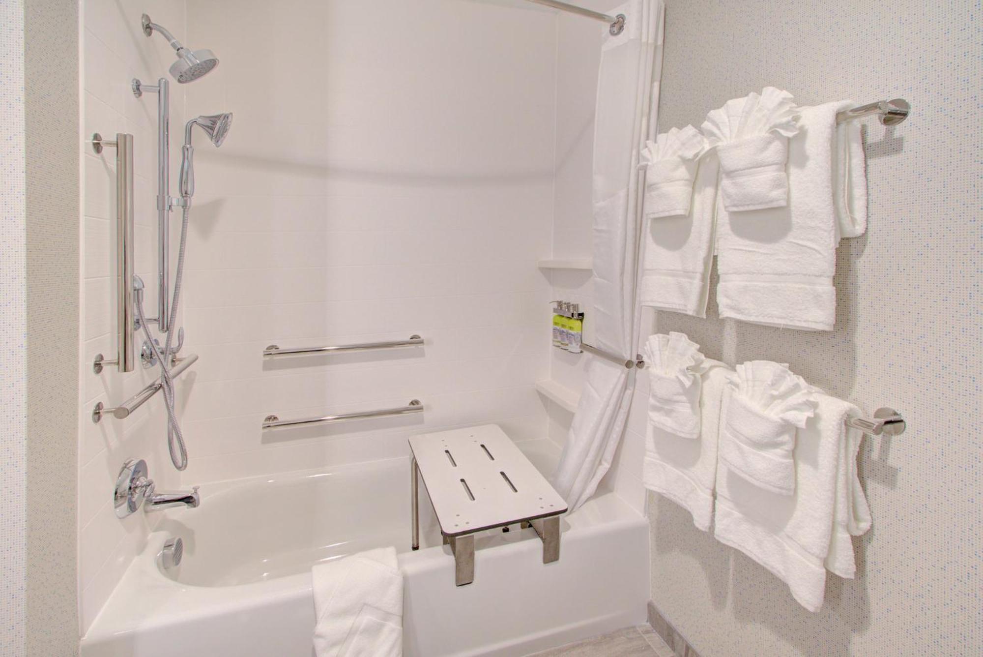 Holiday Inn Express & Suites Charlotte Southwest By Ihg Экстерьер фото